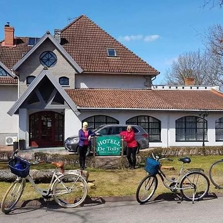 Hotell De Tolly Tõrve Buitenkant foto