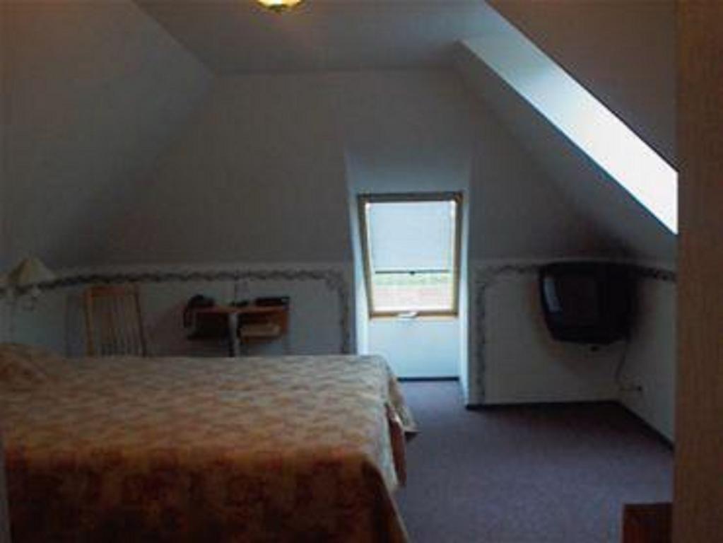 Hotell De Tolly Tõrve Buitenkant foto